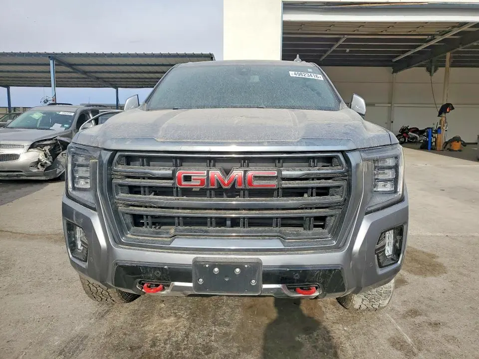 2022 GMC YUKON AT4  
