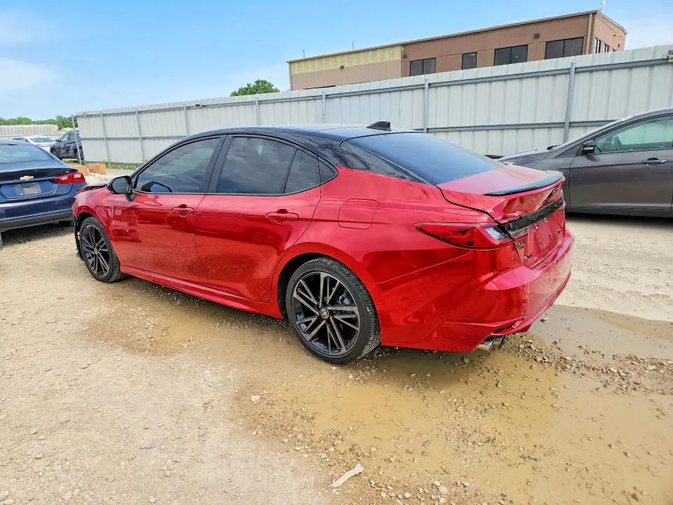 2025 TOYOTA CAMRY XSE  