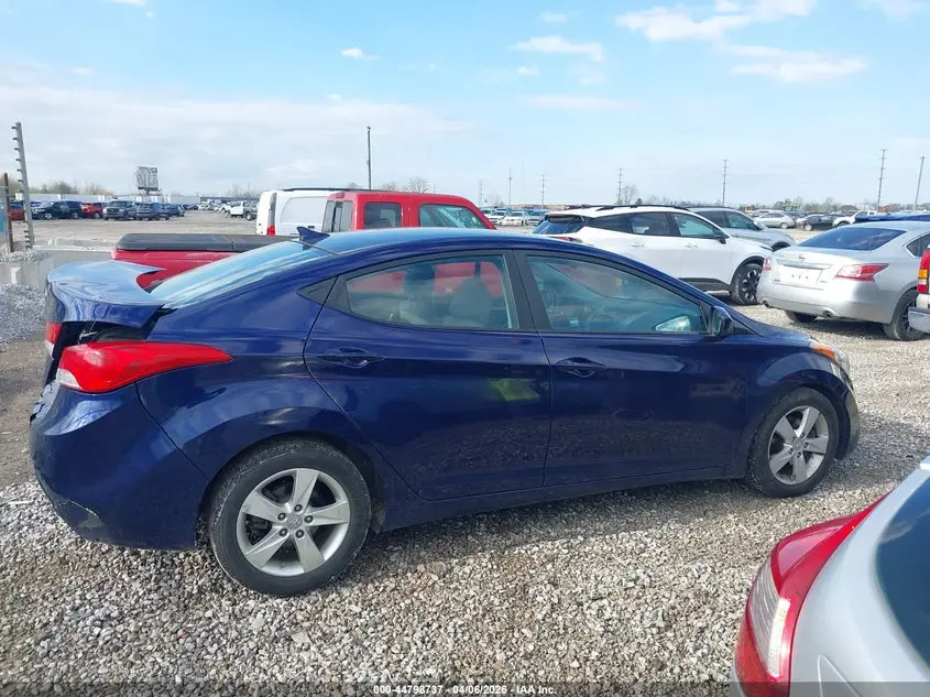 2013 HYUNDAI ELANTRA GLS