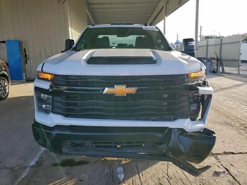 2024 CHEVROLET SILVERADO C2500 HEAVY DUTY  
