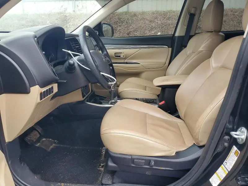 2019 MITSUBISHI OUTLANDER SE  