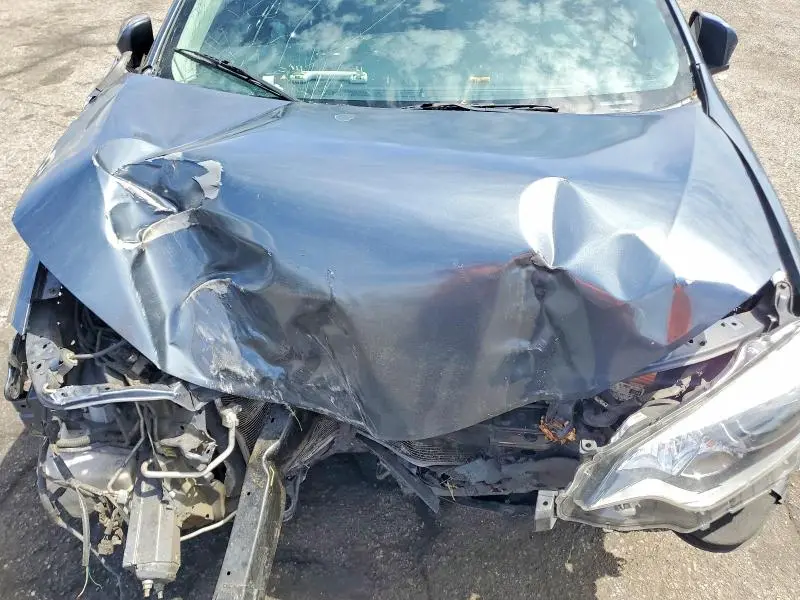 2014 TOYOTA COROLLA LE PLUS  