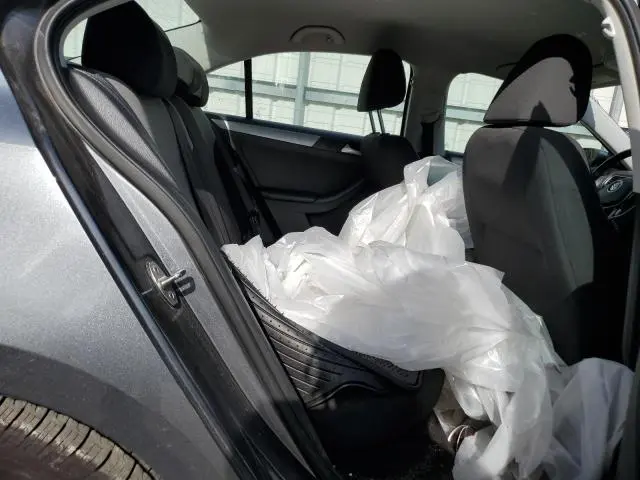 2018 VOLKSWAGEN JETTA S  