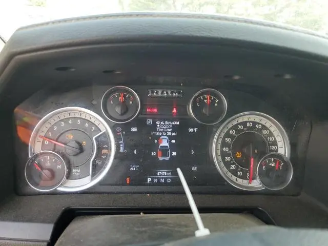 2016 RAM 1500 SPORT