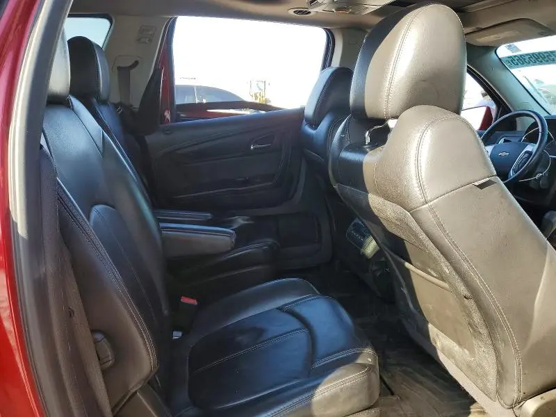 2013 CHEVROLET TRAVERSE LT  