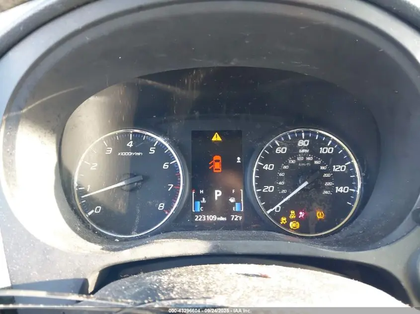 2016 MITSUBISHI OUTLANDER SE