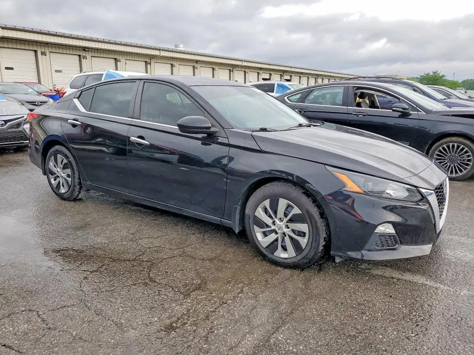 2022 NISSAN ALTIMA S  