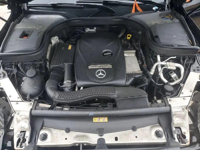 2017 MERCEDES-BENZ GLC 300 4MATIC  