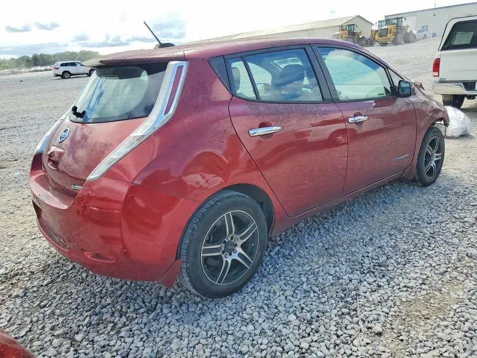 2015 NISSAN LEAF S  