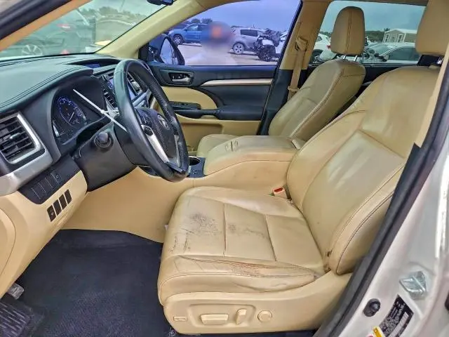 2016 TOYOTA HIGHLANDER XLE  