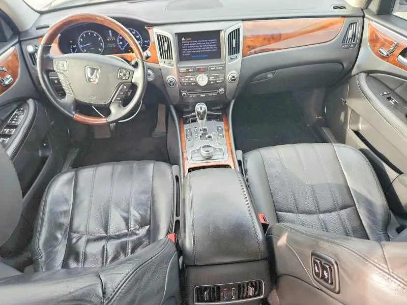 2013 HYUNDAI EQUUS SIGNATURE  