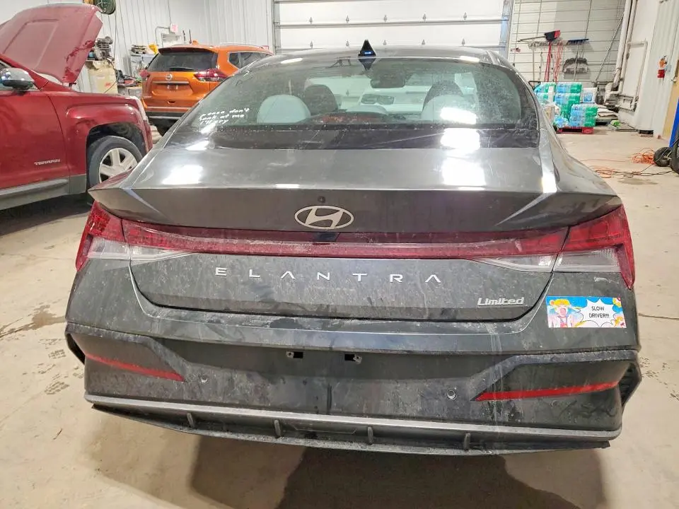 2024 HYUNDAI ELANTRA LIMITED  