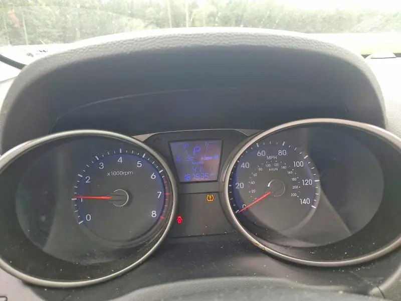 2010 HYUNDAI TUCSON LIMITED  