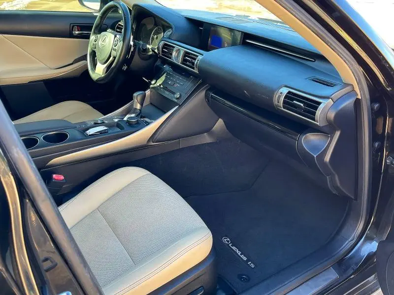 2015 LEXUS IS 250 BASE  