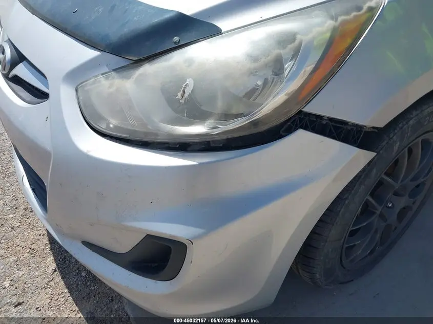 2013 HYUNDAI ACCENT GLS