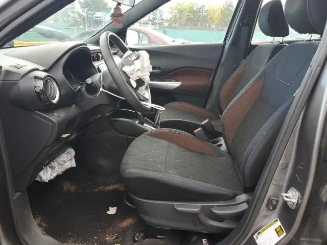 2018 NISSAN KICKS S  