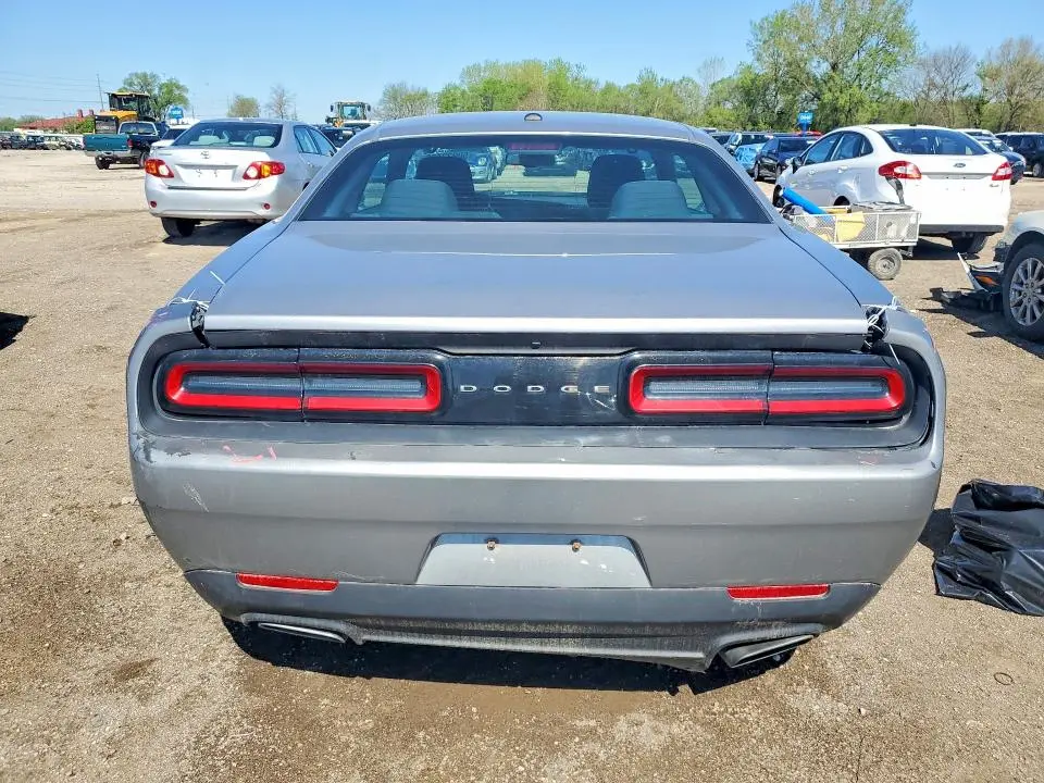 2016 DODGE CHALLENGER SXT  