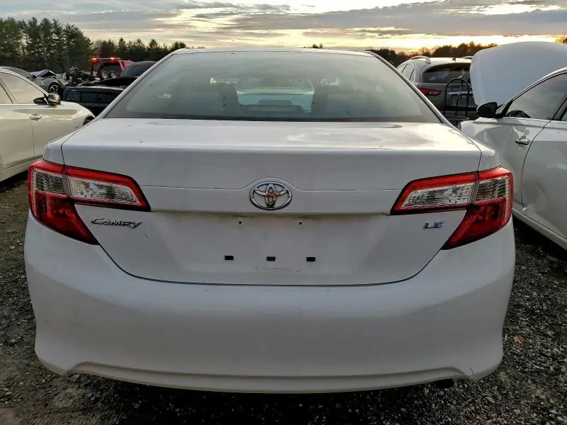 2012 TOYOTA CAMRY BASE  