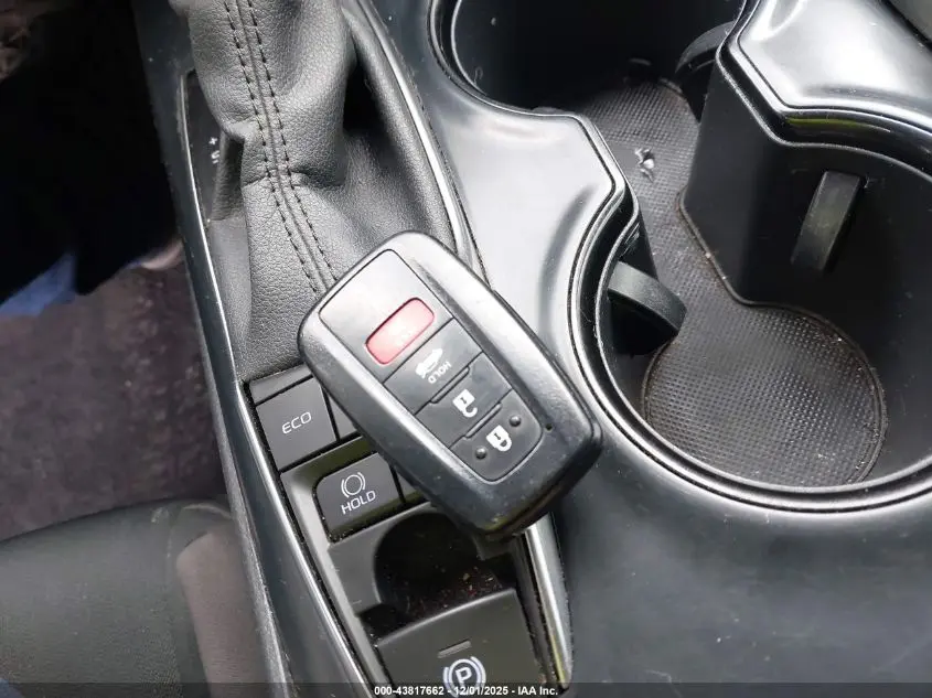 2020 TOYOTA CAMRY LE HYBRID