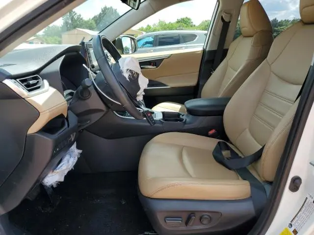 2020 TOYOTA RAV4 XLE PREMIUM