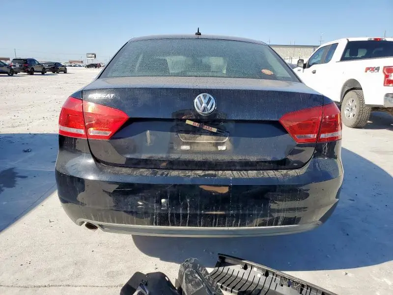 2014 VOLKSWAGEN PASSAT   