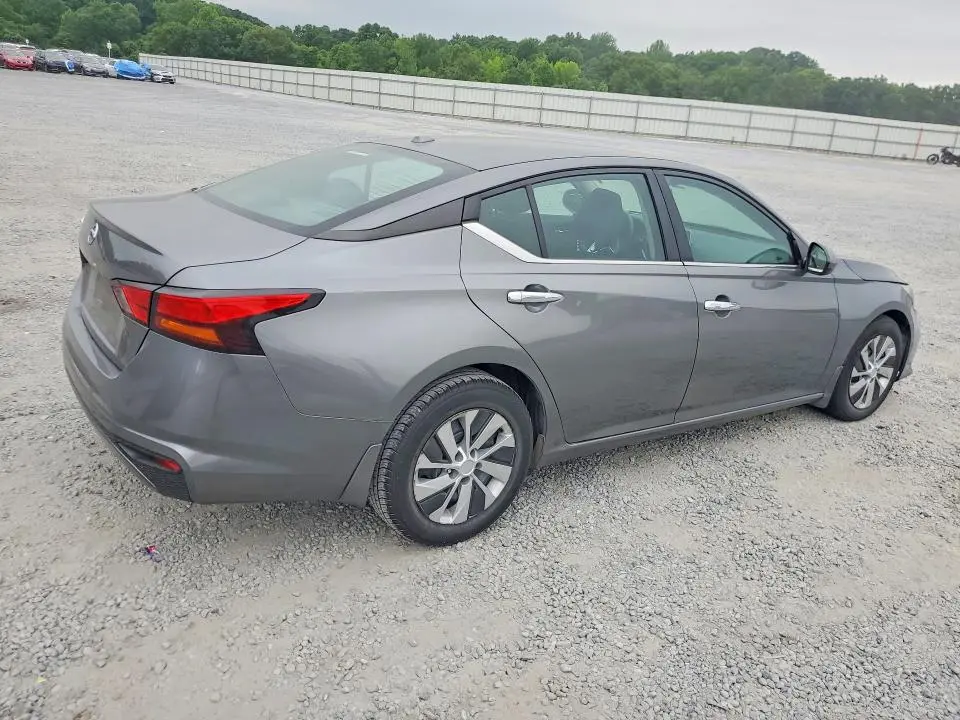 2019 NISSAN ALTIMA S  
