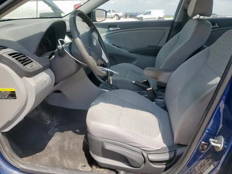 2015 HYUNDAI ACCENT GLS  