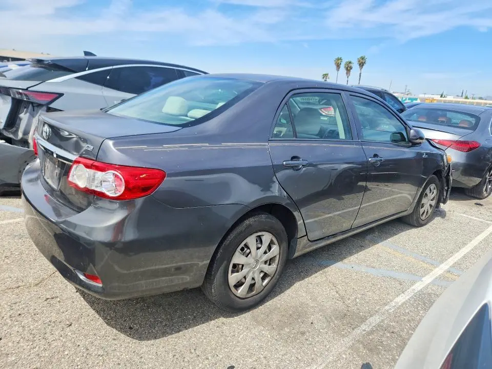 2011 TOYOTA COROLLA LE  