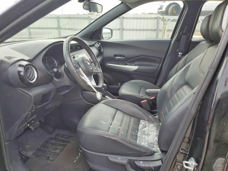 2020 NISSAN KICKS SR  