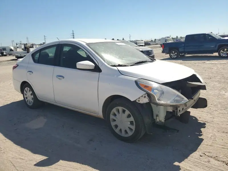 2019 NISSAN VERSA S  