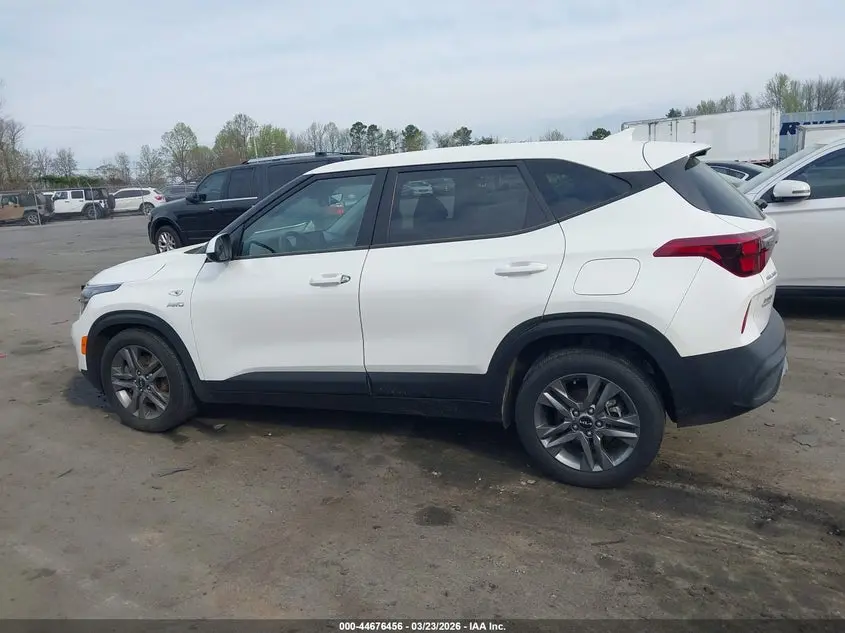 2023 KIA SELTOS LX