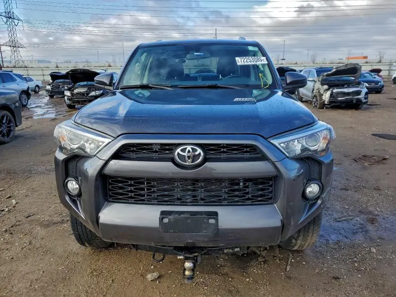 2018 TOYOTA 4RUNNER SR5/SR5 PREMIUM  