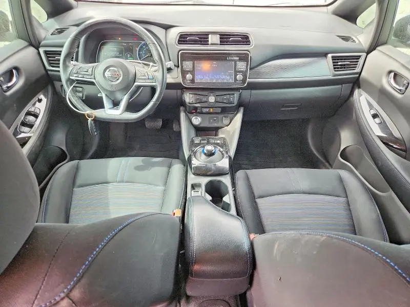 2018 NISSAN LEAF SV  
