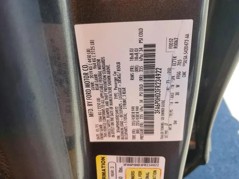 2015 FORD FUSION SE  