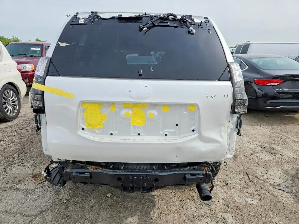 2023 LEXUS GX 460  