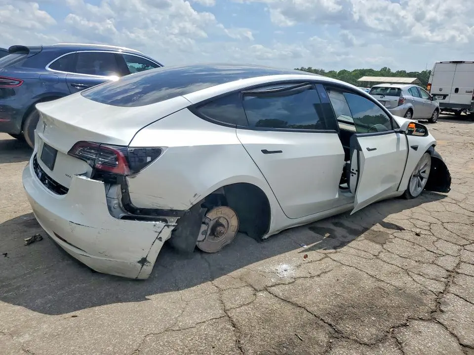 2022 TESLA MODEL 3   