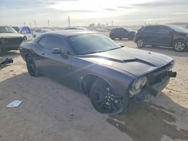 2018 DODGE CHALLENGER SXT  