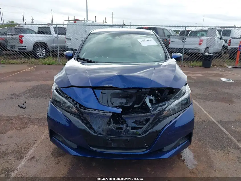 2025 NISSAN LEAF S