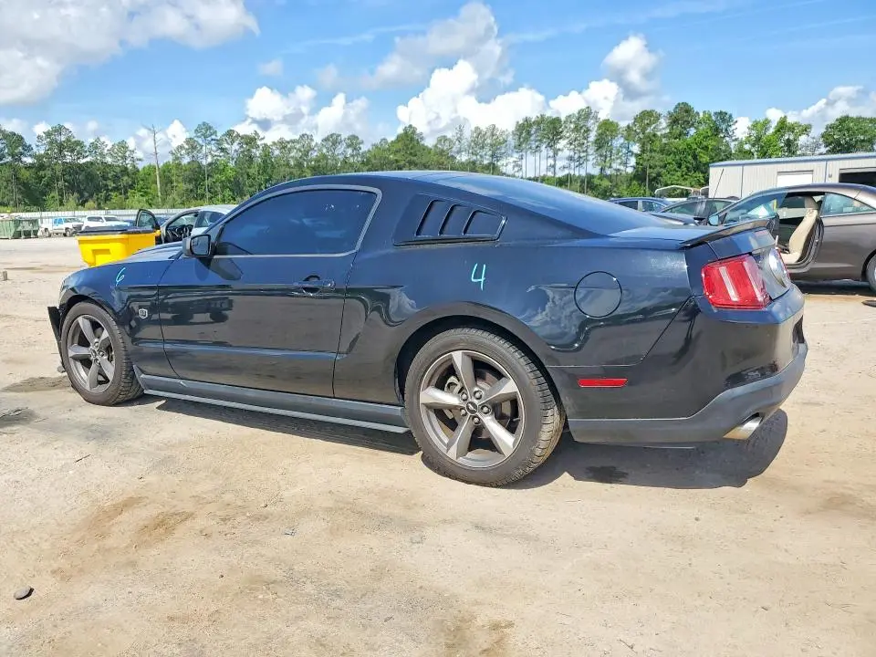 2011 FORD MUSTANG   