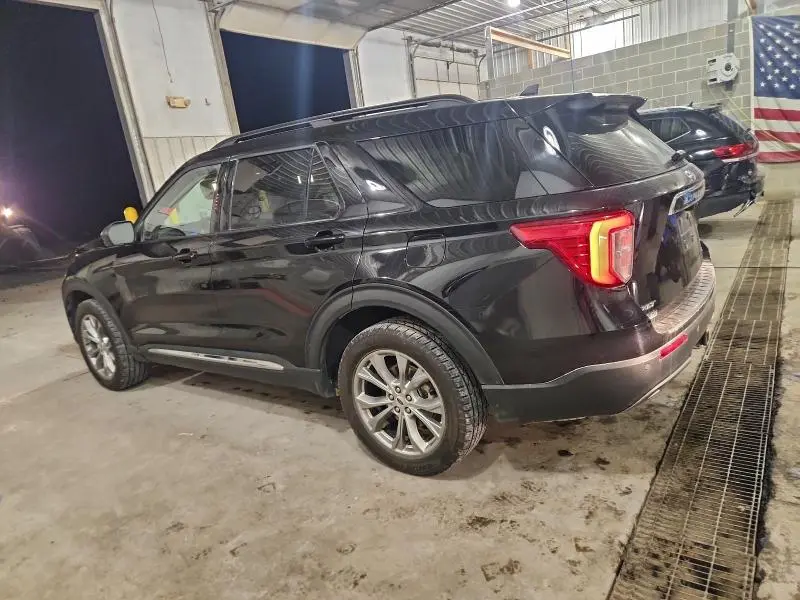 2022 FORD EXPLORER XLT  