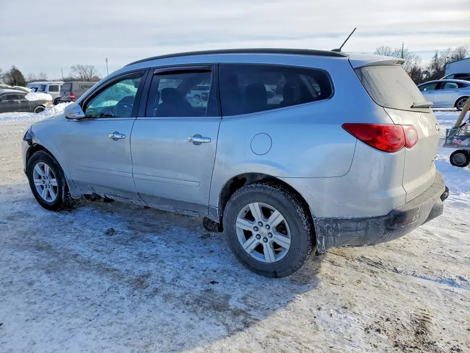 2011 CHEVROLET TRAVERSE LT  