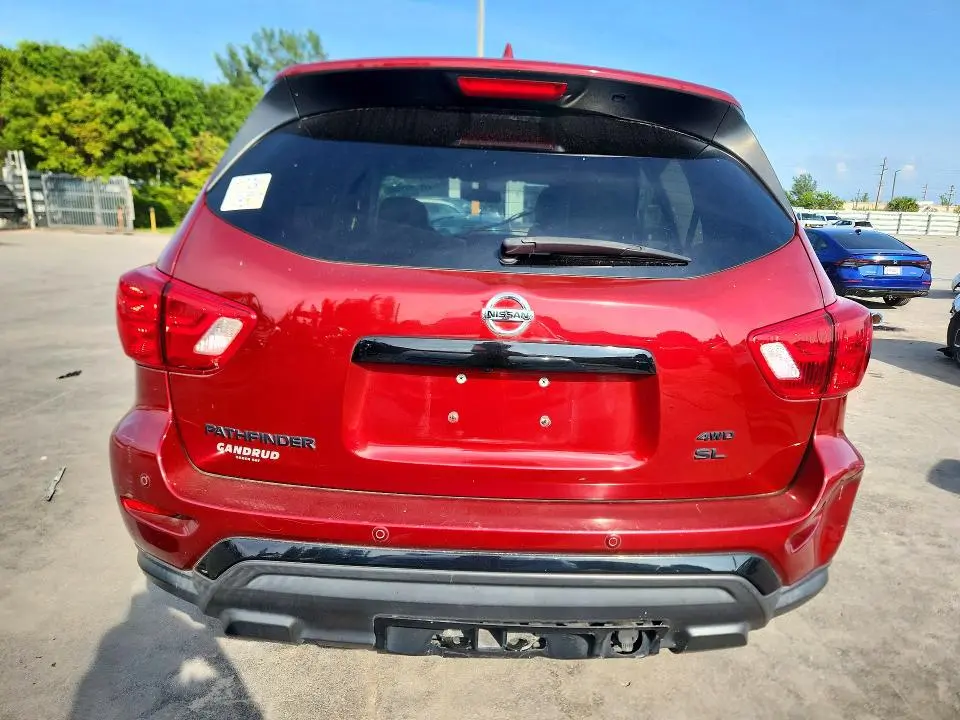 2020 NISSAN PATHFINDER SL  