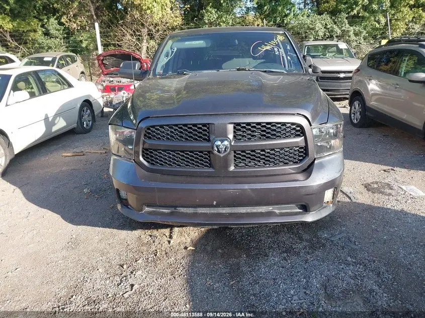 2018 RAM 1500 EXPRESS  4X4 6'4 BOX