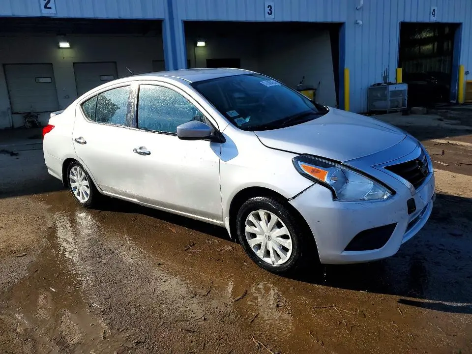 2019 NISSAN VERSA S  