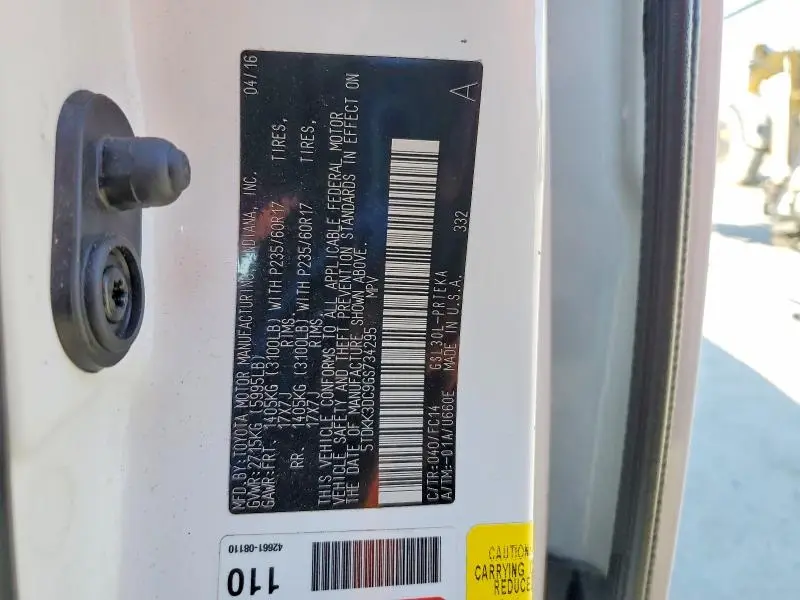 2016 TOYOTA SIENNA LE 8-PASSENGER  