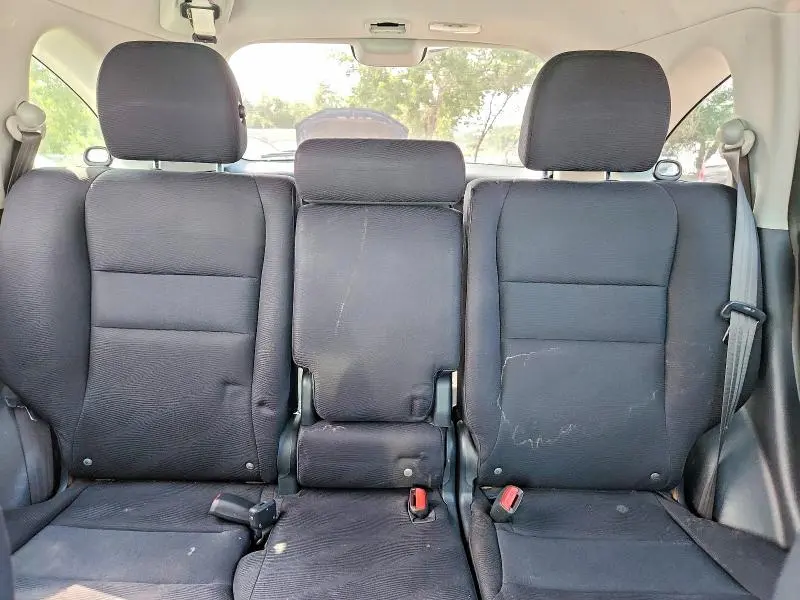 2011 HONDA CR-V LX  