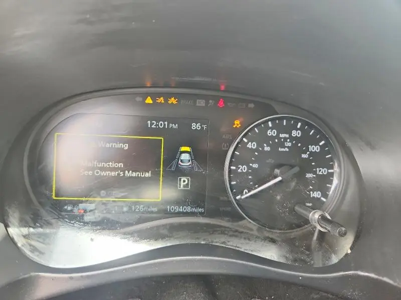 2021 NISSAN KICKS SR  