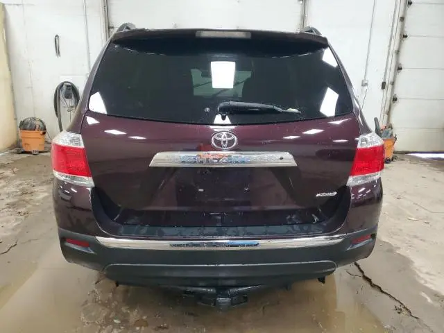 2013 TOYOTA HIGHLANDER BASE  