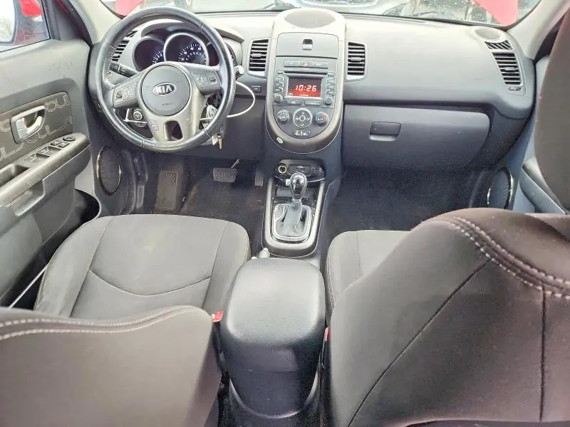 2013 KIA SOUL +  