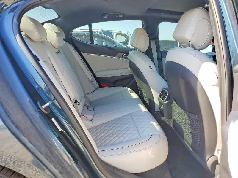 2024 GENESIS G70 3.3T SPORT ADVANCED  